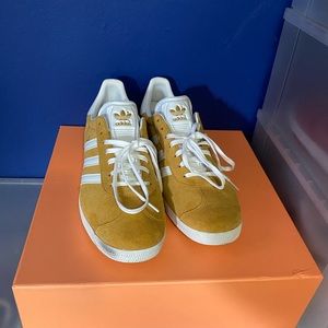 Adidas Gazelle size 11 men